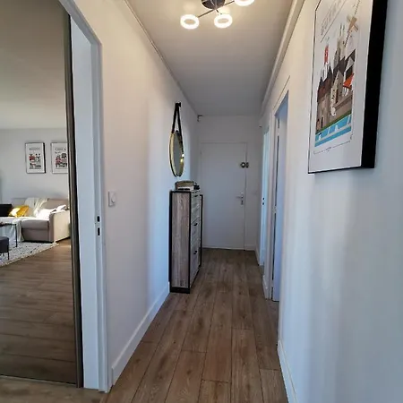 Le Kerdun Bord De A Pied *