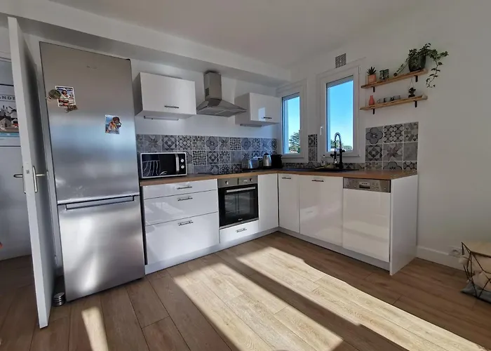 Le Kerdun Bord De A Pied 프풀리귀앙